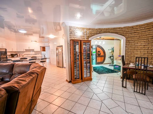 5 Bedroom Property for Sale in Langenhovenpark Free State